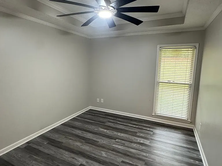 137 Hillabee Ct — Photo 32