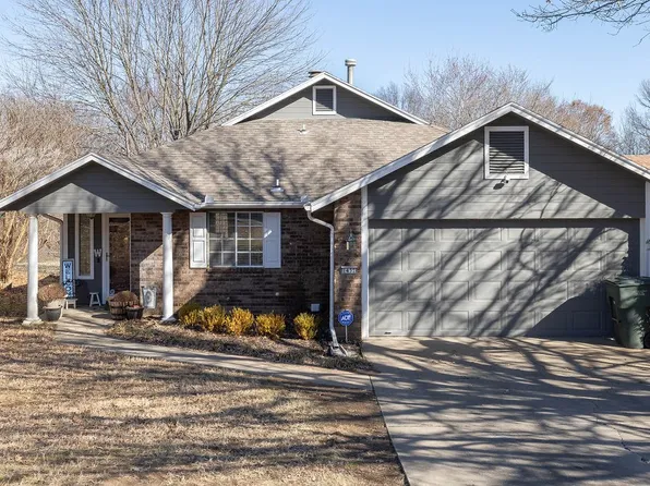 1432 E Amber Dr, Fayetteville, AR 72703