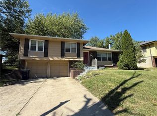 11614 Manchester Ave, Kansas City, MO 64134