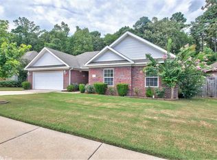 1806 White Oak Cir, Benton, AR 72019