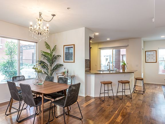 4th image of 6020 Seabluff Dr Unit 135