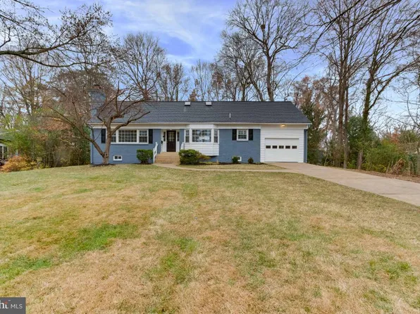 2639 Childs Ln, Alexandria, VA 22308