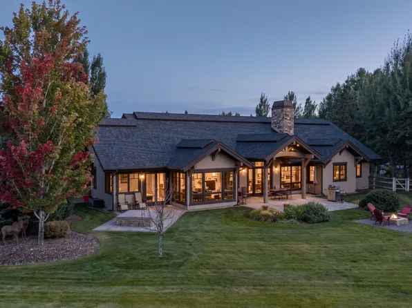 125 Dogwood Rd, Hailey, ID 83333