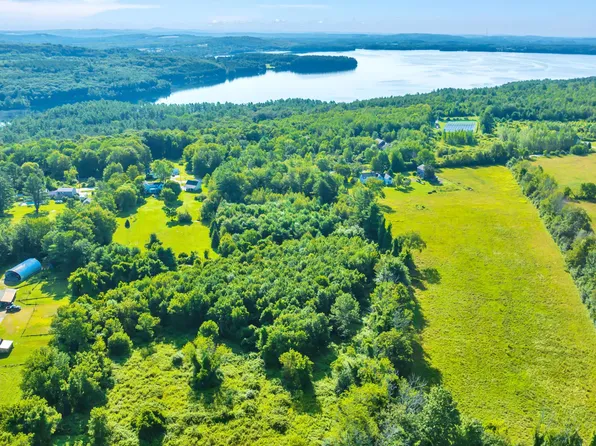 236 N Auburn Road, Auburn, ME 04210
