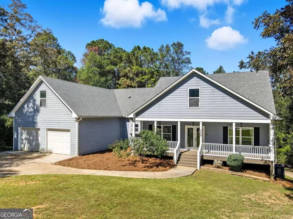 256 Cartersville St, Ball Ground, GA 30107