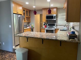 8595 La Riviera Dr, Sacramento, CA 95826