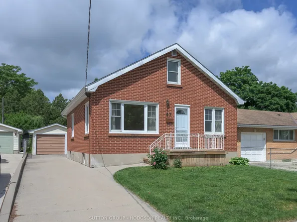 47 Mackay Ave, London, ON N6J 2V2