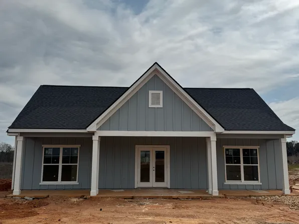 690 Primrose Cir, Greenville, GA 30222