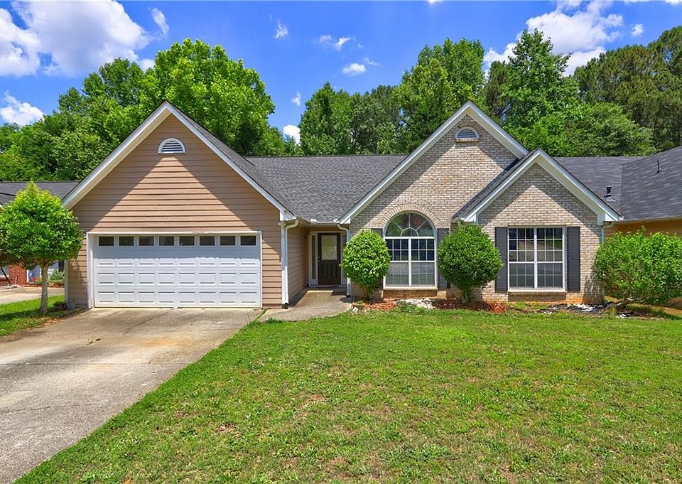 1st image of 5207 Sterling Trace Dr NW