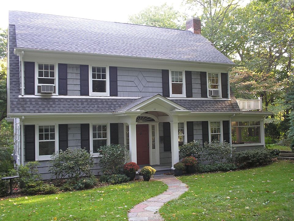 1st image of 121 Randall Ave