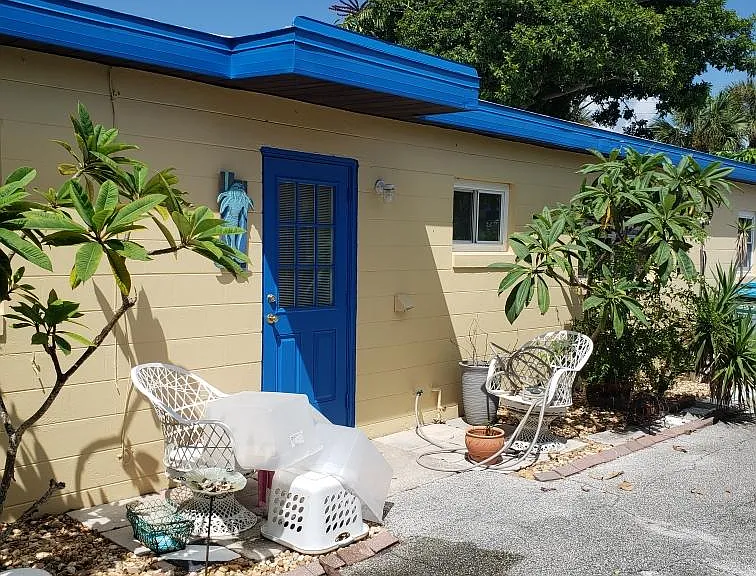 432 Jefferson Ave — Photo 4