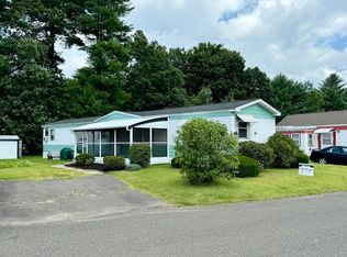 26 Carol Cir, Westfield, MA 01085