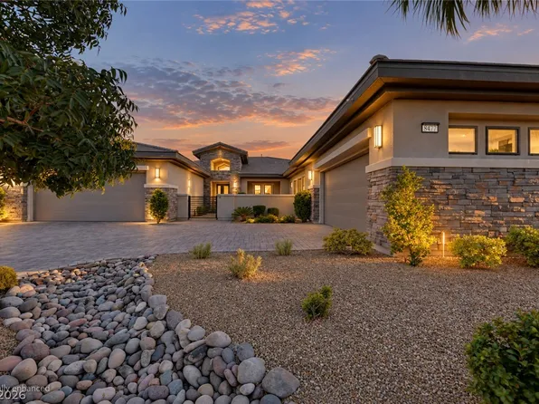 8477 Wolf Mountain Ct, Clark County, NV 89129