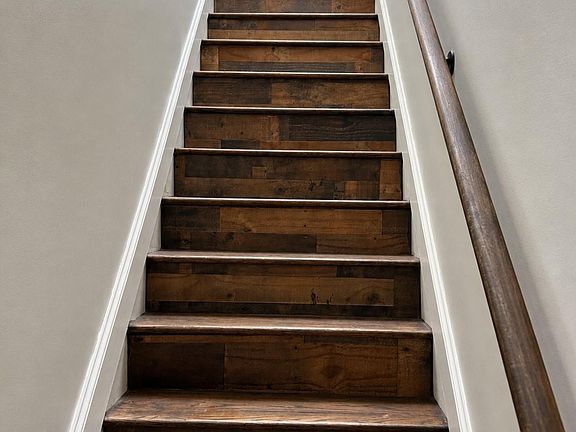 3rd image of 3216 Seymour Ave Floor 2