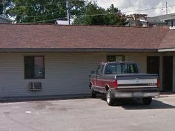 108 4th St, Brownsville, MN 55919