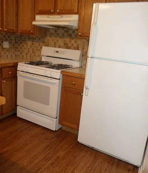 5S100 Pebblewood Ln #C9 — Photo 11