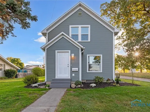 238 Monroe St, Wauseon, OH 43567