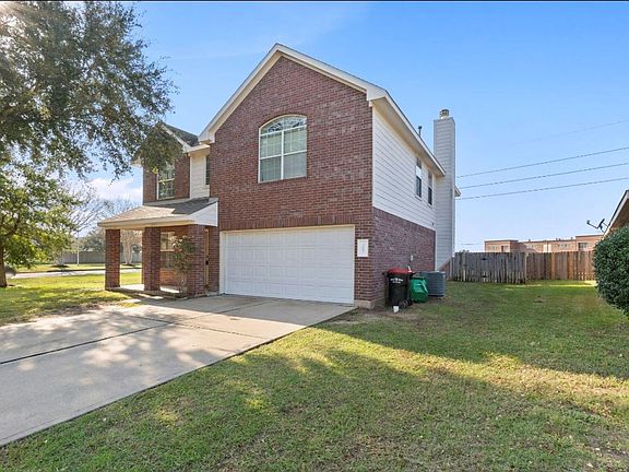2nd image of 3803 Harris Mill Dr