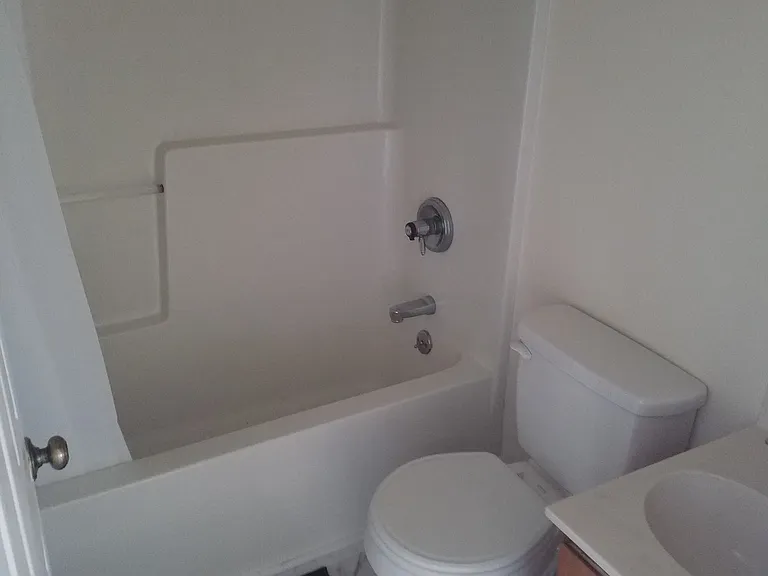 563 Margo Rd #B — Photo 6