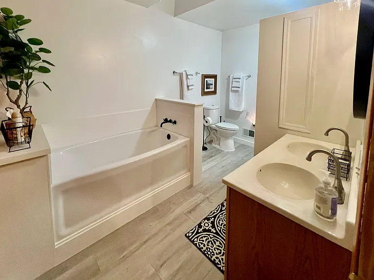 17341 Villa Park Ave — Photo 9