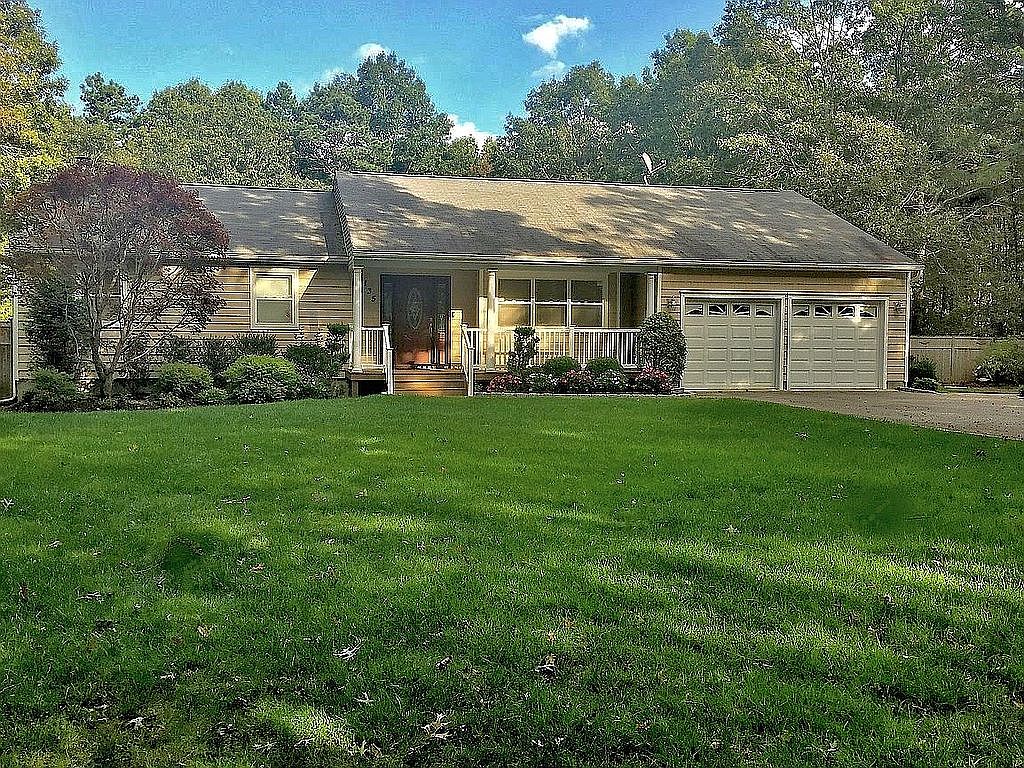 135 Weeks Ave, Manorville, NY 11949 Zillow