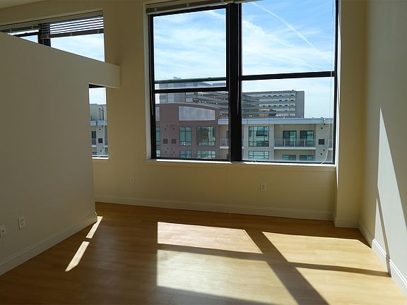 2nd image of 4600 Woodward Ave APT 511
