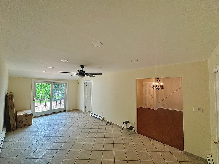 11 Admiral Ln #1 — Photo 6