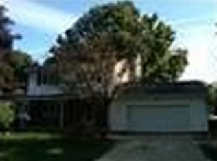 215 Midlothian Blvd, Waterloo, IA 50701