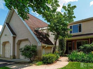 211 Nathan Dr, North Brunswick, NJ 08902