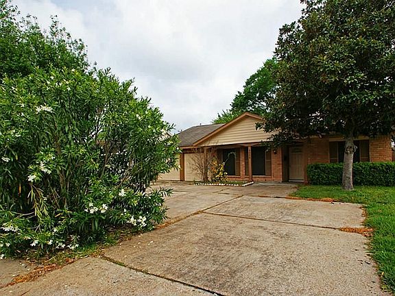 MAIN ENTRANCE