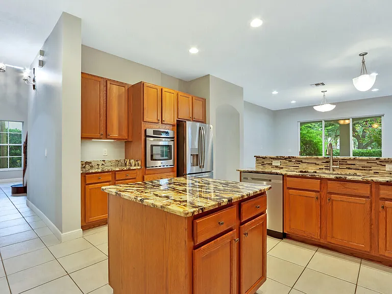 1904 Flower Dr — Photo 13