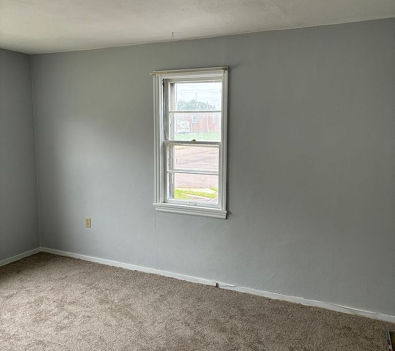 2nd image of 4001 Orleans Ave #101