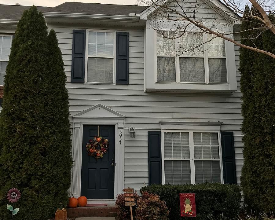 1st image of 2027 Mountain Gate Ln