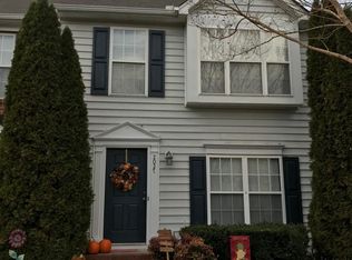 2027 Mountain Gate Ln, Glen Allen, VA 23060