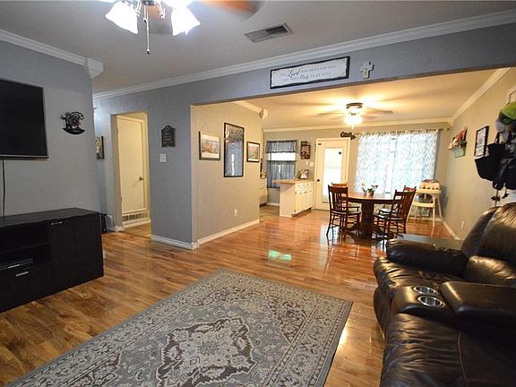 5th image of 1601 Nichols St