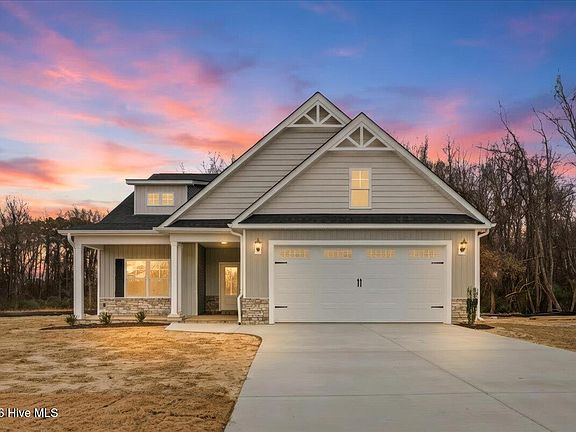 3rd image of 402 Creeks Edge Drive
