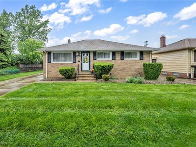 26601 Leslie Ave, Euclid, OH, 44132