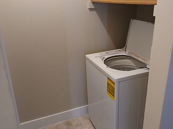 4th image of 24 Union St APT 1