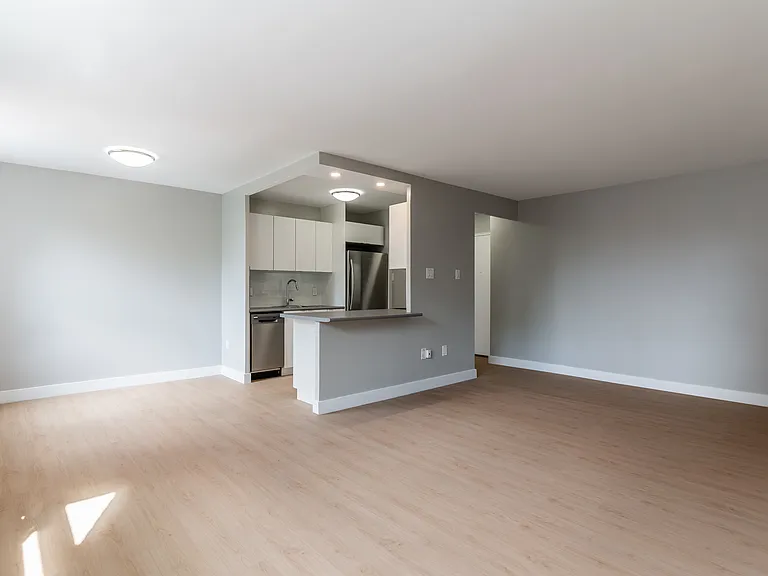 831 Kennedy Rd — Photo 14