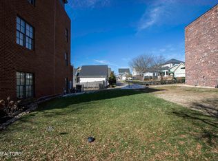 9435 Clingmans Dome Dr, Knoxville, TN 37922