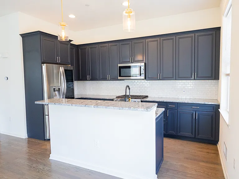 165 Roosevelt Dr — Photo 9