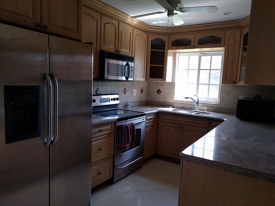 1st image of 1624 NW 85th Dr