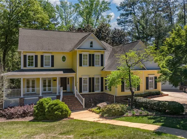 1054 Brandywine Rd, Tuscaloosa, AL 35406