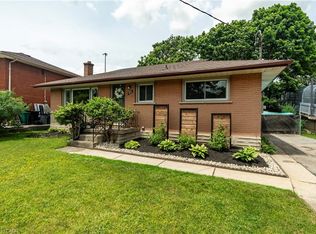 62 Boniface Ave, Kitchener, ON N2C 1L9