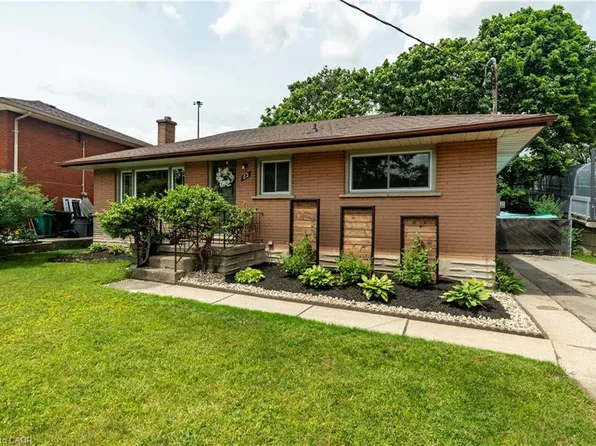 62 Boniface Ave, Kitchener, ON N2C 1L9