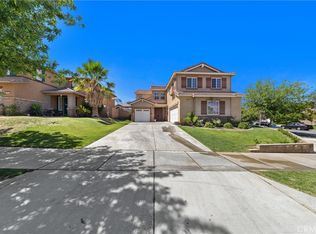 786 Suncup Cir, Hemet, CA 92543