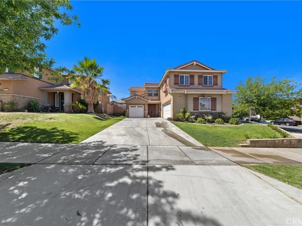 786 Suncup Cir, Hemet, CA 92543