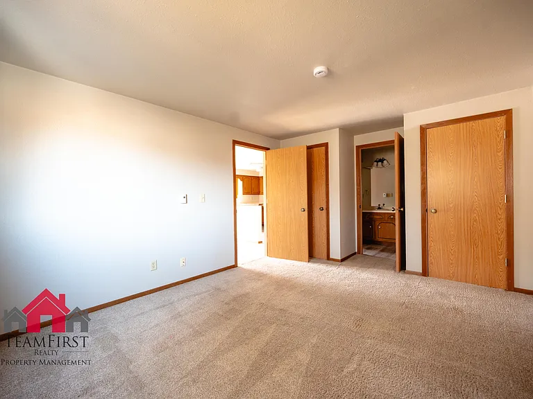 488 S Good Hope Rd #3 — Photo 6