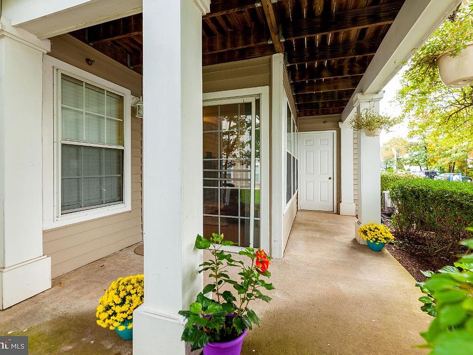 1st image of 8099 Lacy Dr #100