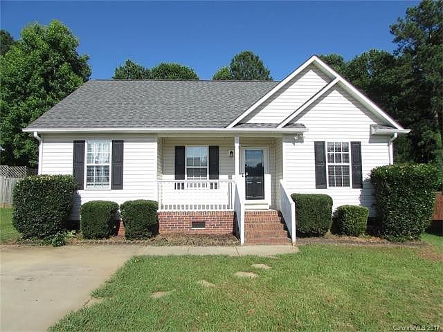 1st image of 319 Masters Dr